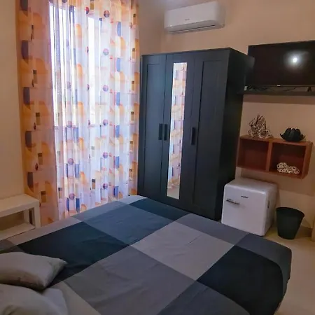 Oda ve Kahvaltı Civico 101 *